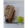 Image 1 : Softball and Big Daddy Softball/Baseball Catching Glove