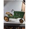 Image 5 : ERTL John Deere 20 Pedal Tractor and Trailer, Pickup Only