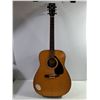 Image 7 : (1) Yamaha  F-310 6-String Guitar, Pickup Only