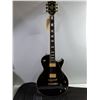 Image 4 : Late 1970's Aspen Les Paul Custom Copy Made in Japan-Set Neck and Dimarzio Pickups with Soft Case