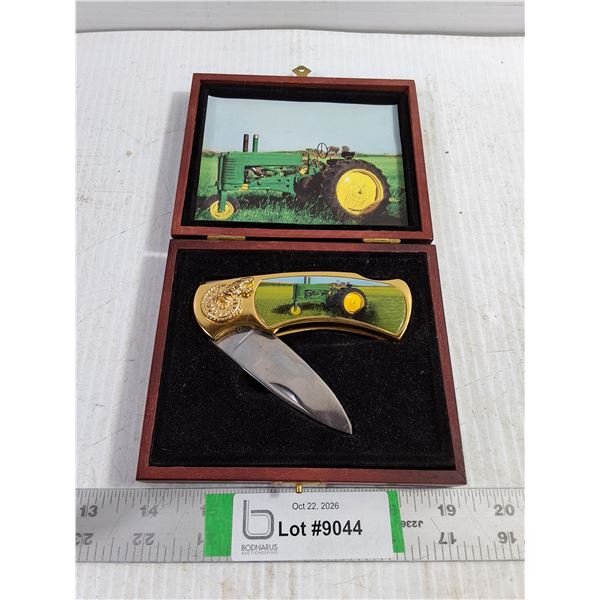 (1) John Deere Collector's Pocket Knife in Display Box