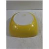 Image 6 : (2) Vintage Pyrex Bowls-some wear