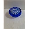 Image 5 : Cobalt Blue Cut-to-Clear Crystal Lidded Bowl
