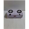 Image 6 : (2) Vintage Tin Litho Toy Stove and Hot Plate