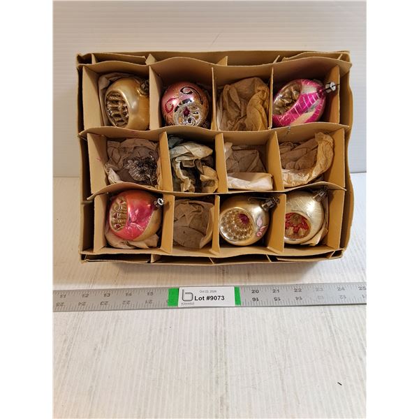 (7) Vintage Christmas Decorations