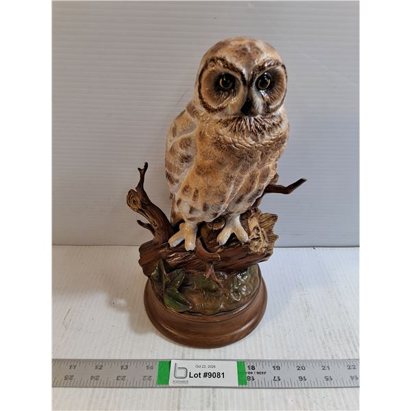 Hand Painted Poly-Resin Tawny Owl on Stump Statue