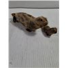Image 2 : Handmade Inuit Souvenir Figurine Crafted from Real Seal Fur,Seal and Pup