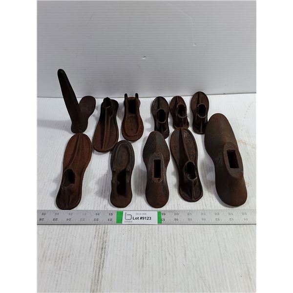 (11) Vintage Cast Iron Cobbler Shoe Molds