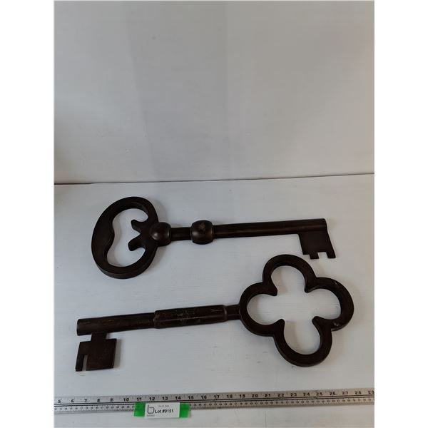 (2) Metal Key Wall Decorations