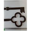 Image 3 : (2) Metal Key Wall Decorations