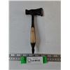 Image 1 : Multi-Tool Camp Hatchet and Hammer