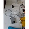 Image 10 : Nintendo DS Powers On with (6) Games, (4) Stylus, Manual, Carry Case, Charging Cord, Misc