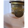 Image 5 : Aladdin Lincoln Drape Kerosene Oil Lamp Model B Nu-Type Light Pink