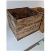 Image 3 : *(2) Wooden Crates, Cranberries, Bell's Dairy As-Is No Shipping,  14"x14"x11" & 11"x17"x10"