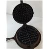 Image 6 : Vintage New American Waffle Iron