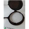 Image 7 : Vintage New American Waffle Iron