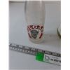 Image 2 : Calgary Glass Bottle, Roger's Golden Syrup 10lb Canister