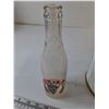 Image 3 : Calgary Glass Bottle, Roger's Golden Syrup 10lb Canister