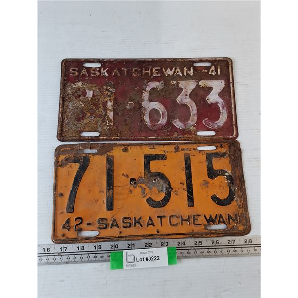 (2) Saskatchewan License Plates, 1941 - 1942 As-Is