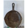 Image 3 : Lovenware 6 1/2" Cast Iron Skillet As-Is