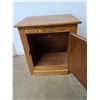 Image 3 : *Vintage White Clad Oak Icebox-Style Nightstand 22"x16.5"24" (cannot ship)