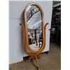 Image 3 : *Free Standing Oval Wooden Cheval Mirror With An Oak Finish 19"x61.5" (cannot ship)