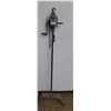 Image 1 : *Hand-Cranked Chain Hoist 1/2 Ton Cannot Ship