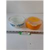 Image 1 : (2) Pyrex Handled Casserole Dishes with Chipped Lids, Blue/White and Sunflower