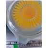 Image 3 : (2) Blue Pyrex Casserole Dishes with Sunflower Lids, Cracked Handles