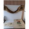 Image 2 : (3) Canvas Bags, (1) Canvas Banner, Sealer Wheeler Seeds, Robin Hood Flour, Koolah