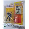 Image 2 : Starting Lineup 1994 Edition Doug Gilmore Figure Sealed and NHL Commemorative Stamp Collection