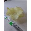 Image 2 : Fenton Yellow Custard Satin Uranium Glass Dish