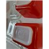 Image 5 : (5) Red Pyrex Refrigerator Dishes, (2) Lids