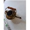 Image 2 : Metal Teapot