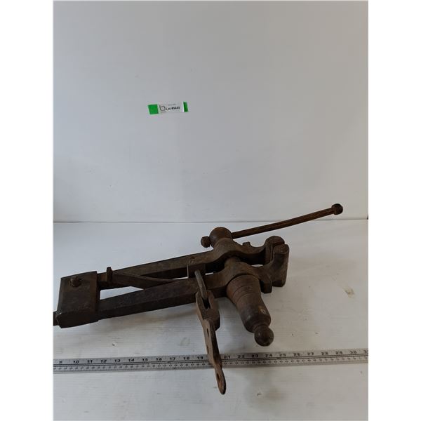 Blacksmith Post Leg Vise 4  Jaw Forge Anvil Tool, Pickup Preferred