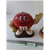 Image 2 : Classic Red M&M and Basketball Blue M&M Dispensers