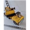 Image 4 : Nylint Jumbo Michigan Shovel Crane Truck with Clam Shell Pressed Steel As-Is