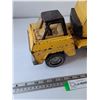 Image 5 : Nylint Jumbo Michigan Shovel Crane Truck with Clam Shell Pressed Steel As-Is