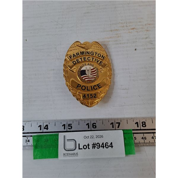 Metal Police Prop Replica Badge From TV Show  The Shield  Detective Farmington, Badge 4152