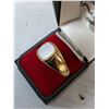 Image 5 : Size 10 Metal Ring with Mother of Pearl Stone in Garnet Topping Box, with Peoples Box