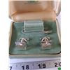 Image 2 : Mappin's Pair of Metal Cufflinks and Tie Clip in Box