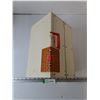 Image 2 : Fisher-Price Schoolhouse Toy Playset for Kids As-Is