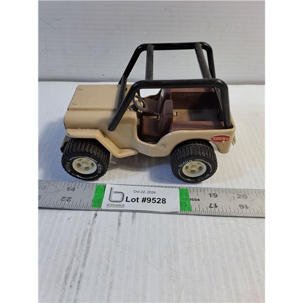 Vintage Tonka Jeep Wrangler Mini Toy-6  long