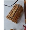 Image 5 : Lobster Trap Lamp Tested Works, PEI Lobster Cage Souvenir, (2) Dried Starfish As-Is, (4) Sand Dollar