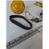 Image 13 : Rugrats Adventure Watch NIB, Metal Spinning Top and Toaster Toy, Toy Tread, Misc