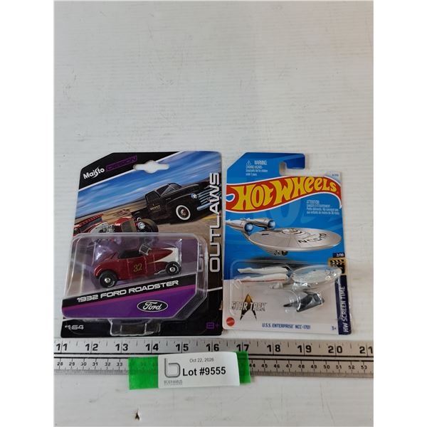 Hot Wheels Star Trek USS Enterprise, Maisto Design 1932 Ford Roadster Both Sealed