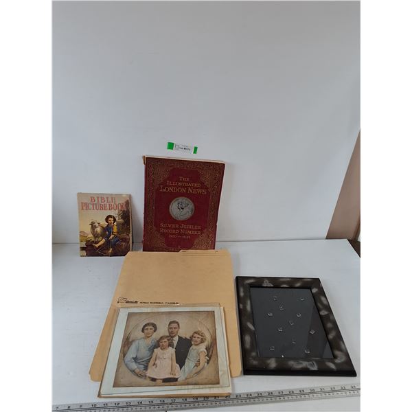 Bible Picture Book, London Silver Jubilee 1910 - 1935, Picture of Royal Family Early 1930's