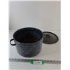 Image 1 : Black Speckled Enamelware Stock Pot With Lid