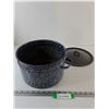 Image 2 : Black Speckled Enamelware Stock Pot With Lid