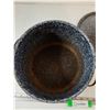 Image 3 : Black Speckled Enamelware Stock Pot With Lid